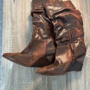 Jessica Simpson Chic Snakeskin Wedge Boots